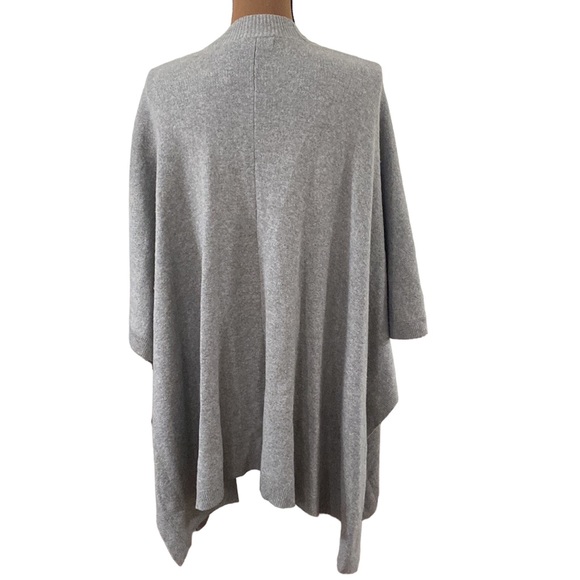 Aritzia Golden by TNA Roohan grey alpaca wool blend sweater poncho size XXS / XS - Picture 2 of 12